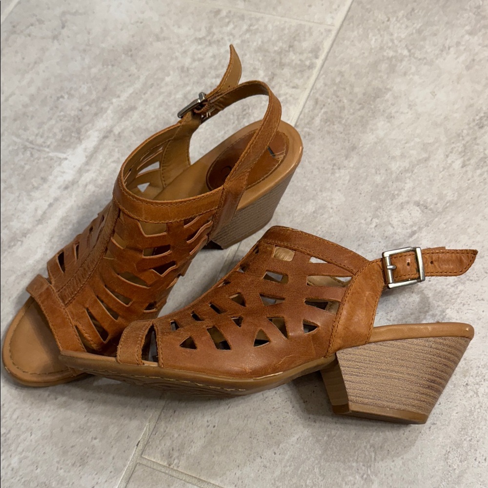 b.o.c. Women's Tan Cutout Sandals
